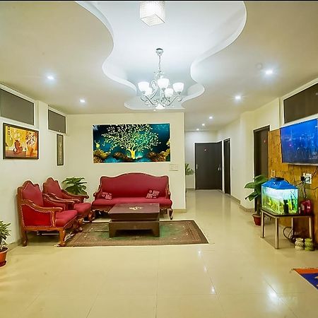 Happy Inn - Near Saket Metro New Delhi Extérieur photo