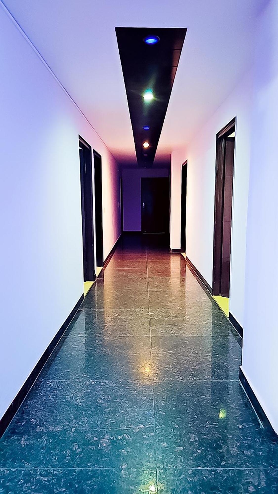 Happy Inn - Near Saket Metro New Delhi Extérieur photo